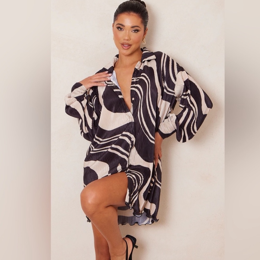 Prettylittlething Pattern Dress - image 1